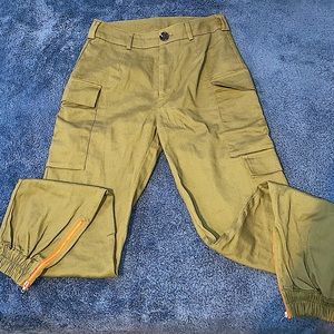 Cargos army green color